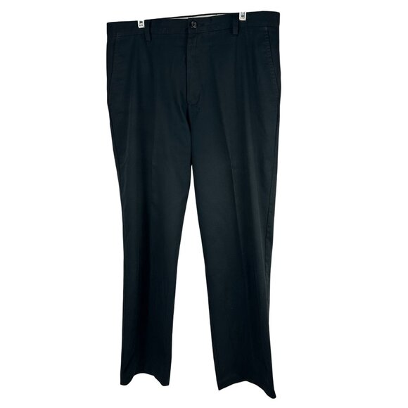 Dockers D3 Classic Fit Mens Black Flat Front Chino Pants Size 36x32 - Picture 1 of 5